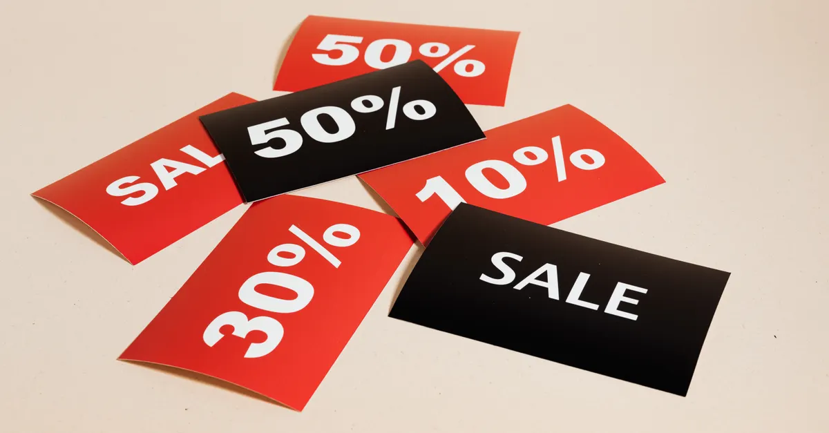 How to Choose the Right Material for Outdoor Signage