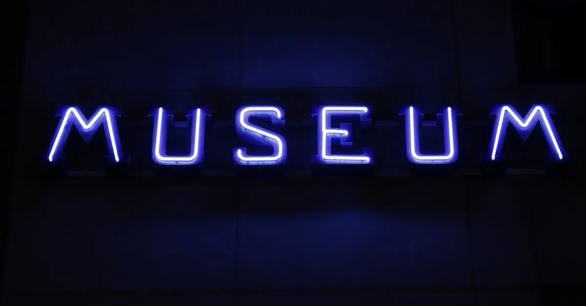 Emerging Materials and Finishes for Gallery Signage — signage for art exhibitions